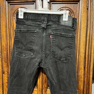 black levis jeans with rips